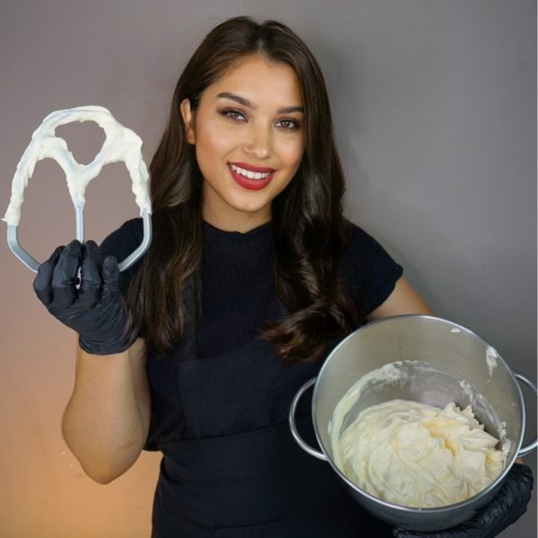 Masterclass: Ganache al toque (lista en 3 minutos para usar)